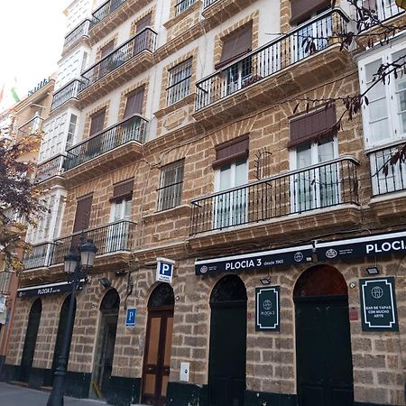 Pension Las Cuatro Naciones Cádiz Exterior photo